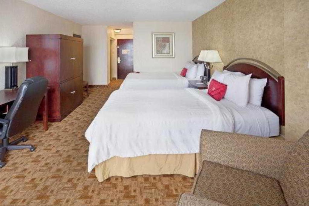 Radisson Hotel Austin - University מראה חיצוני תמונה