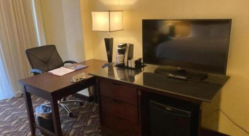 Radisson Hotel Austin - University מראה חיצוני תמונה