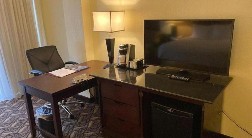 Radisson Hotel Austin - University מראה חיצוני תמונה